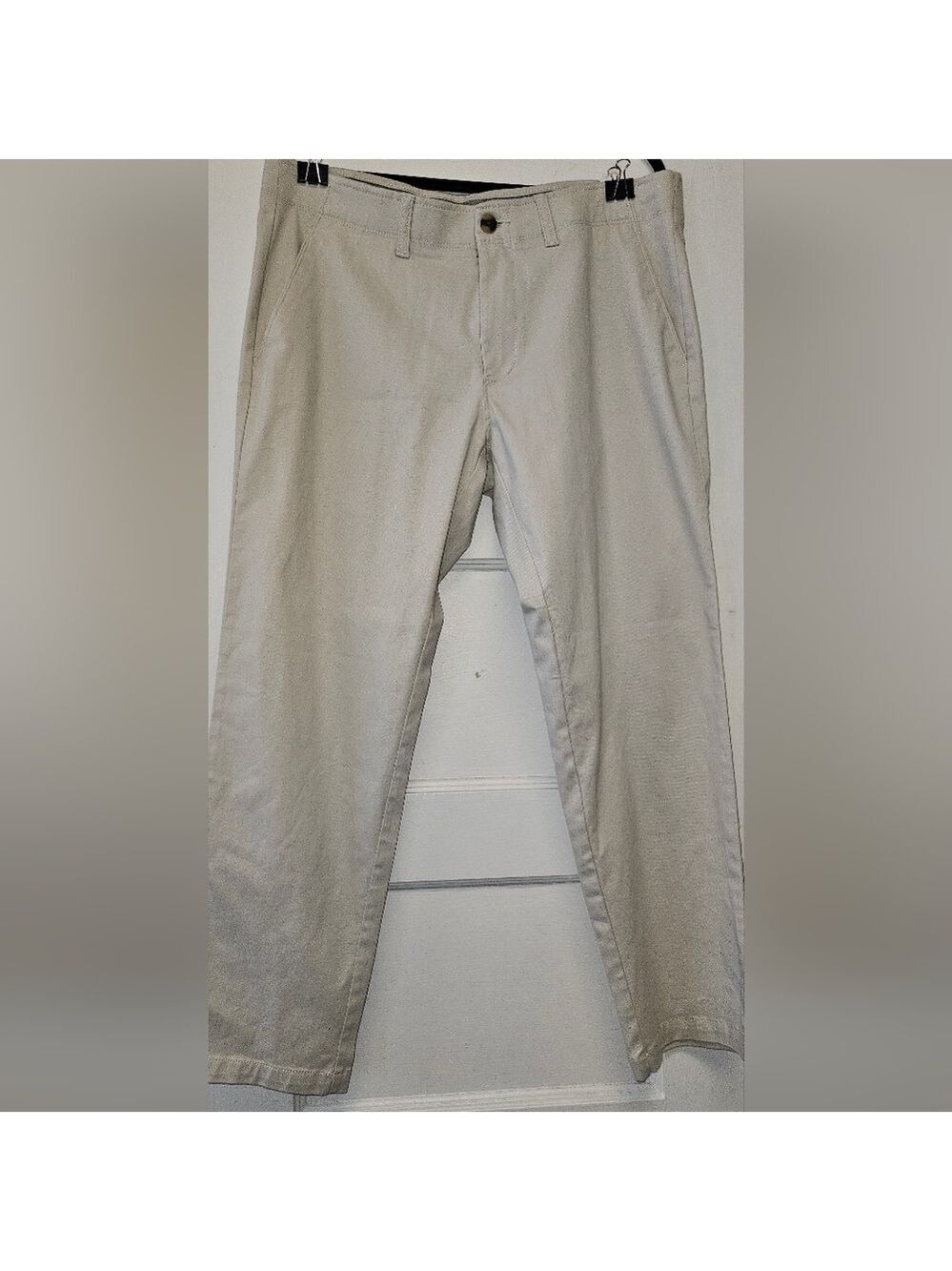 Athleiser Haggar Men's Light Gray Chinos 36x30